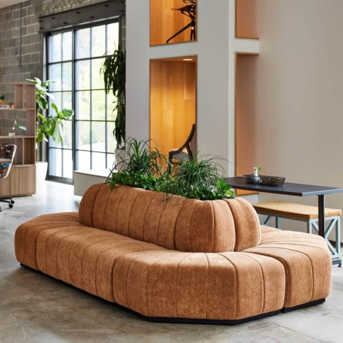 Swift Lounge by National