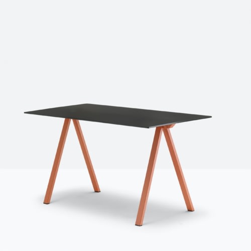 Arki-Desk by Pedrali