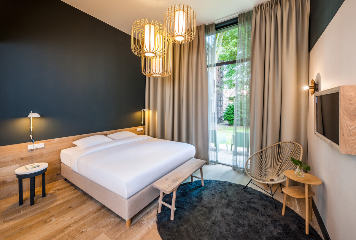 Hotel Arena - Hospitality Snapshots