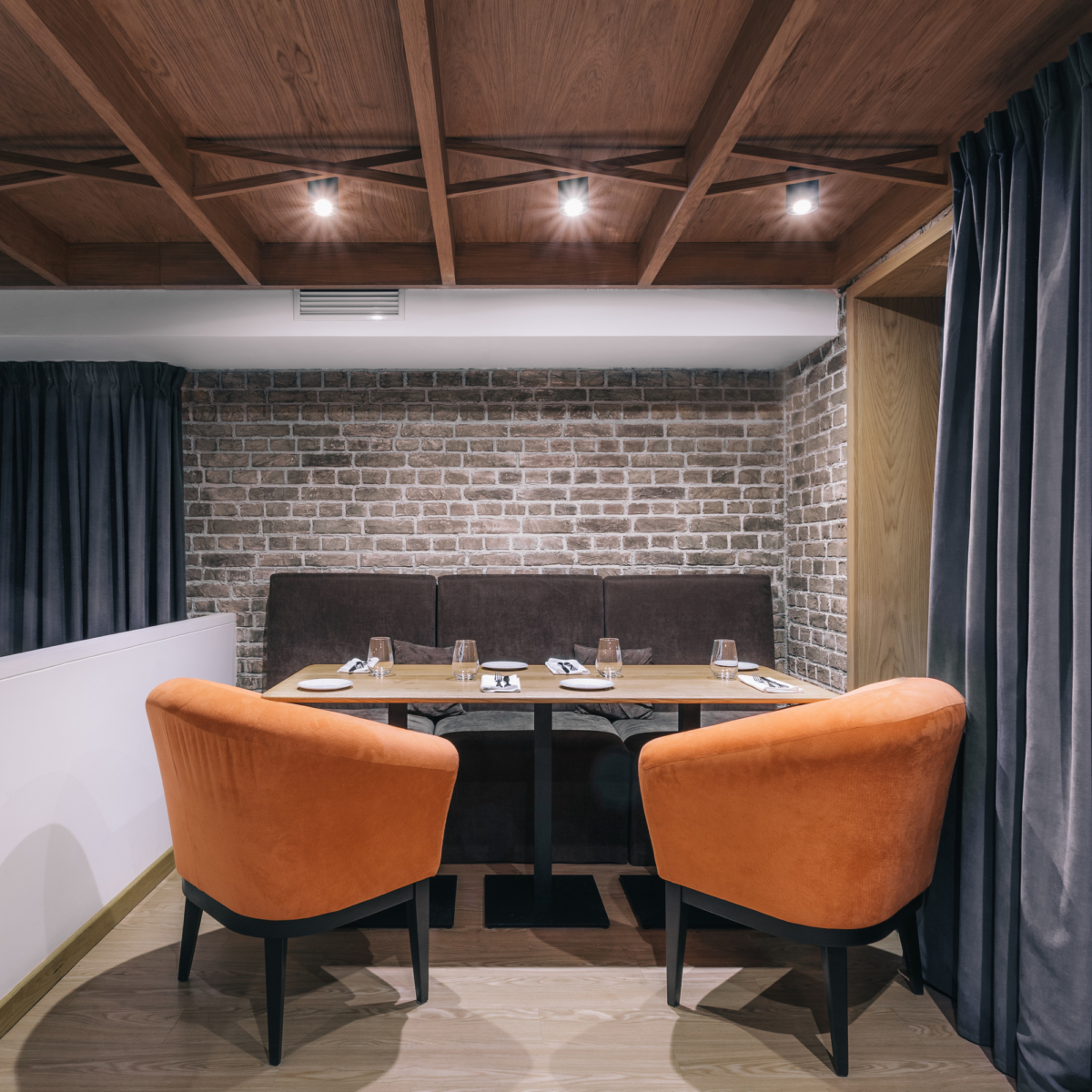 Ibsen Fish Restaurant - Hospitality Snapshots