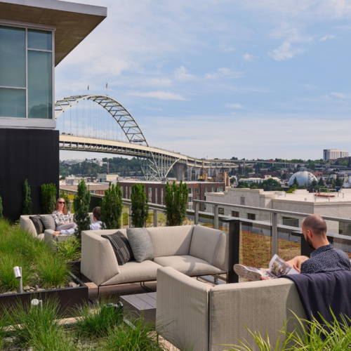 Modera Pearl Amenity Space