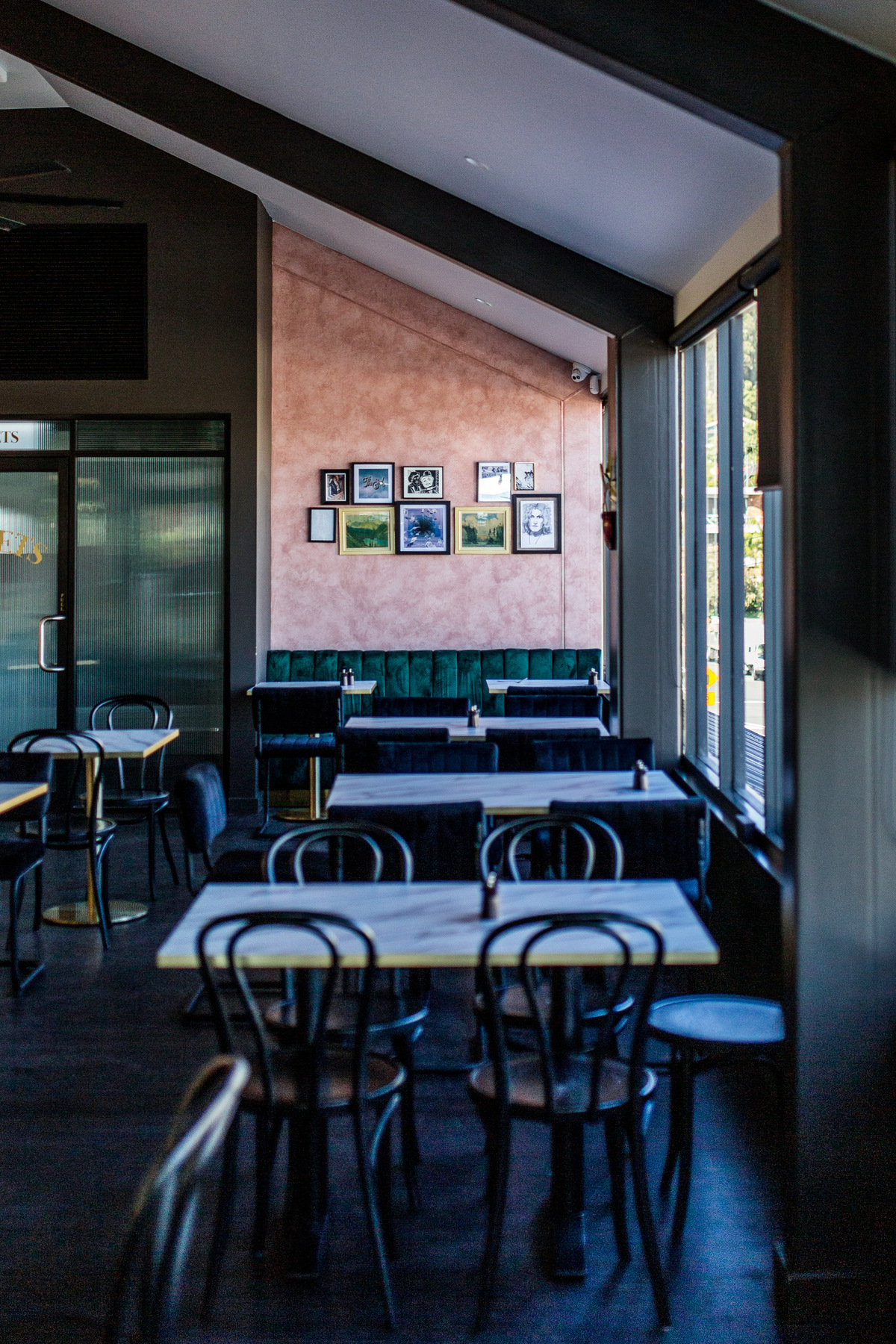 The Joker & Thief Terrigal Hospitality Snapshots