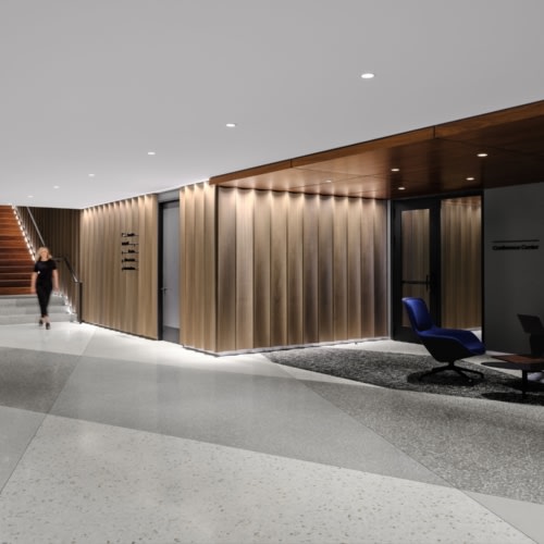5670 Wilshire Building Amenity Spaces