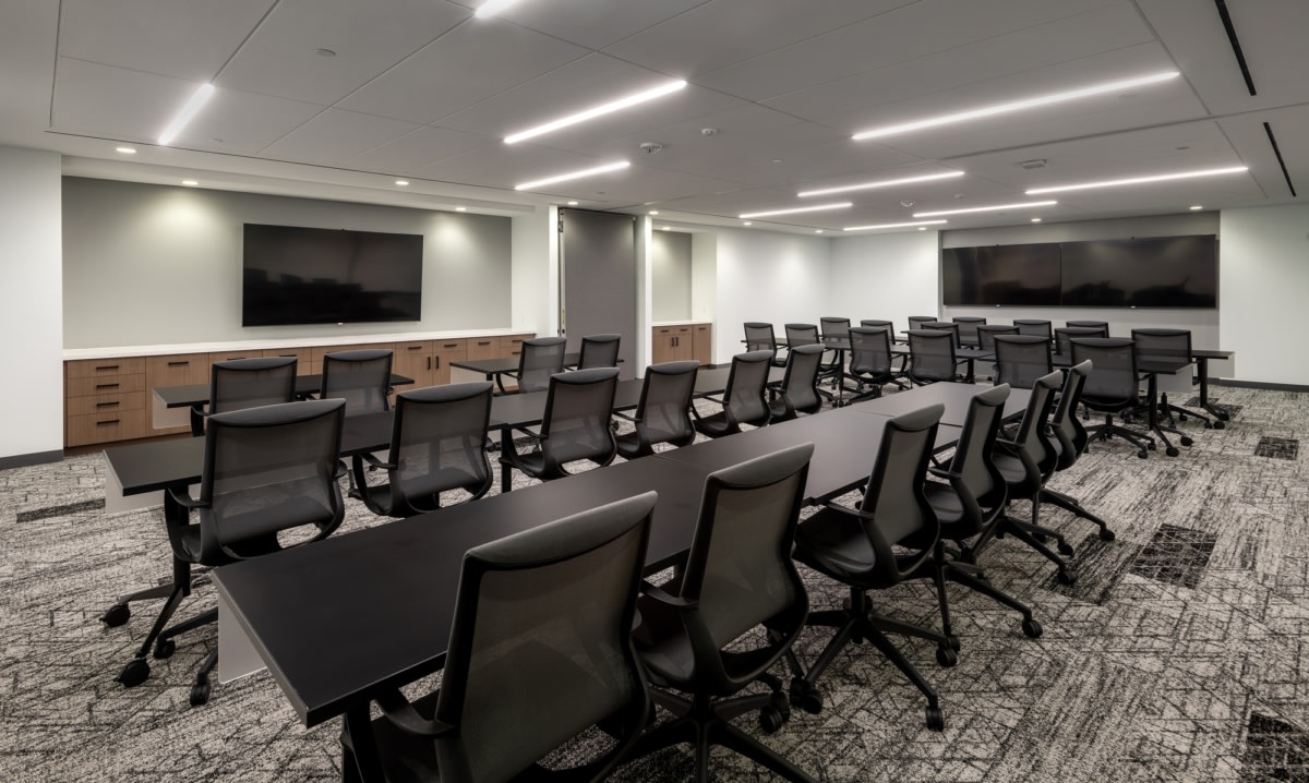 8150 Leesburg Pike Amenity Spaces - Hospitality Snapshots