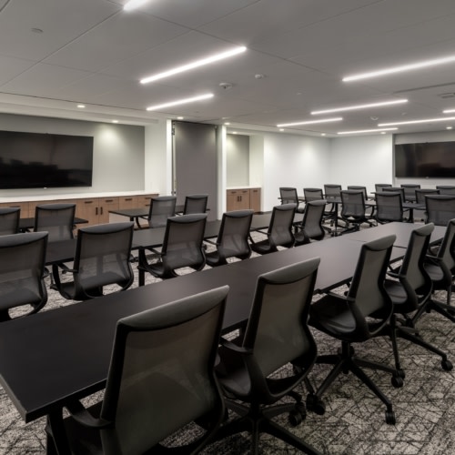 8150 Leesburg Pike Amenity Spaces