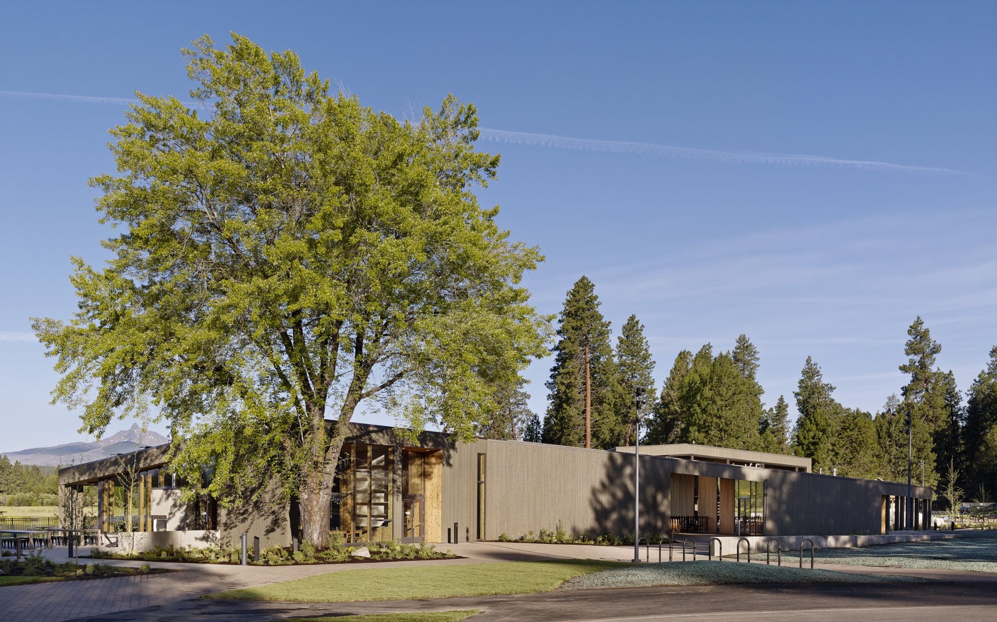 Lakeside at Black Butte Ranch Hospitality Snapshots