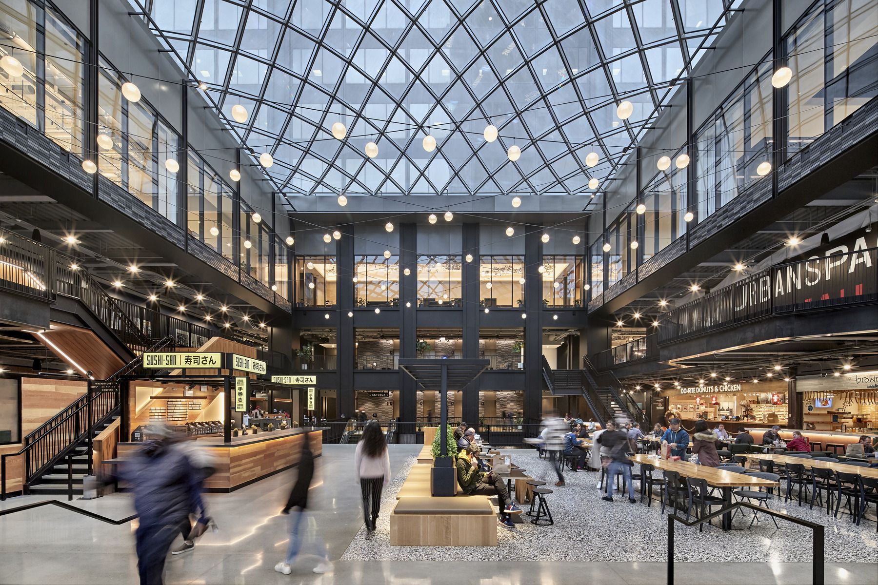 Willis Tower Lobby & Amenity Spaces Hospitality Snapshots