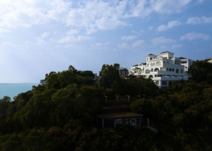 Miyue Blue & White Cliffside Resort - 0