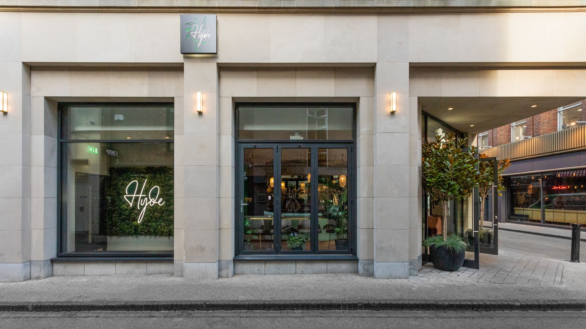 Hyde Bar & Restaurant Hospitality Snapshots