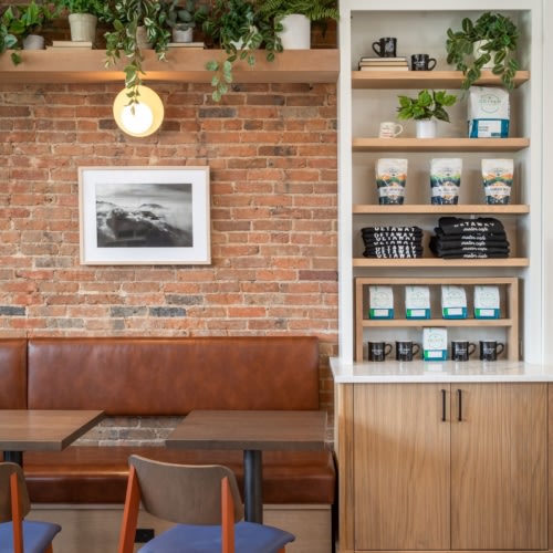 Getaway Motor Cafe + Riverside Getaway Airbnb
