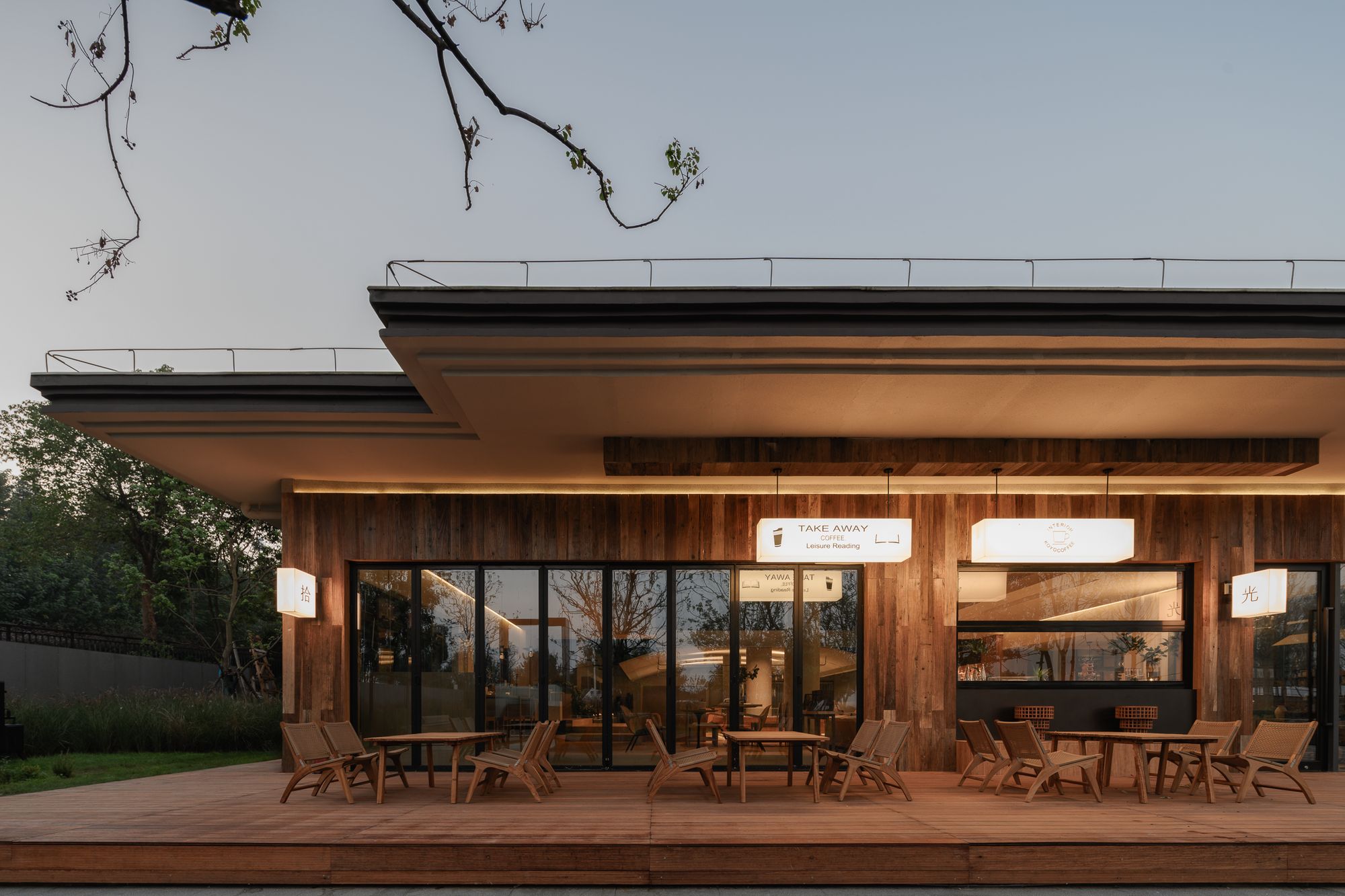 Lit Time Community Dining and Wine Space - Hospitality Snapshots