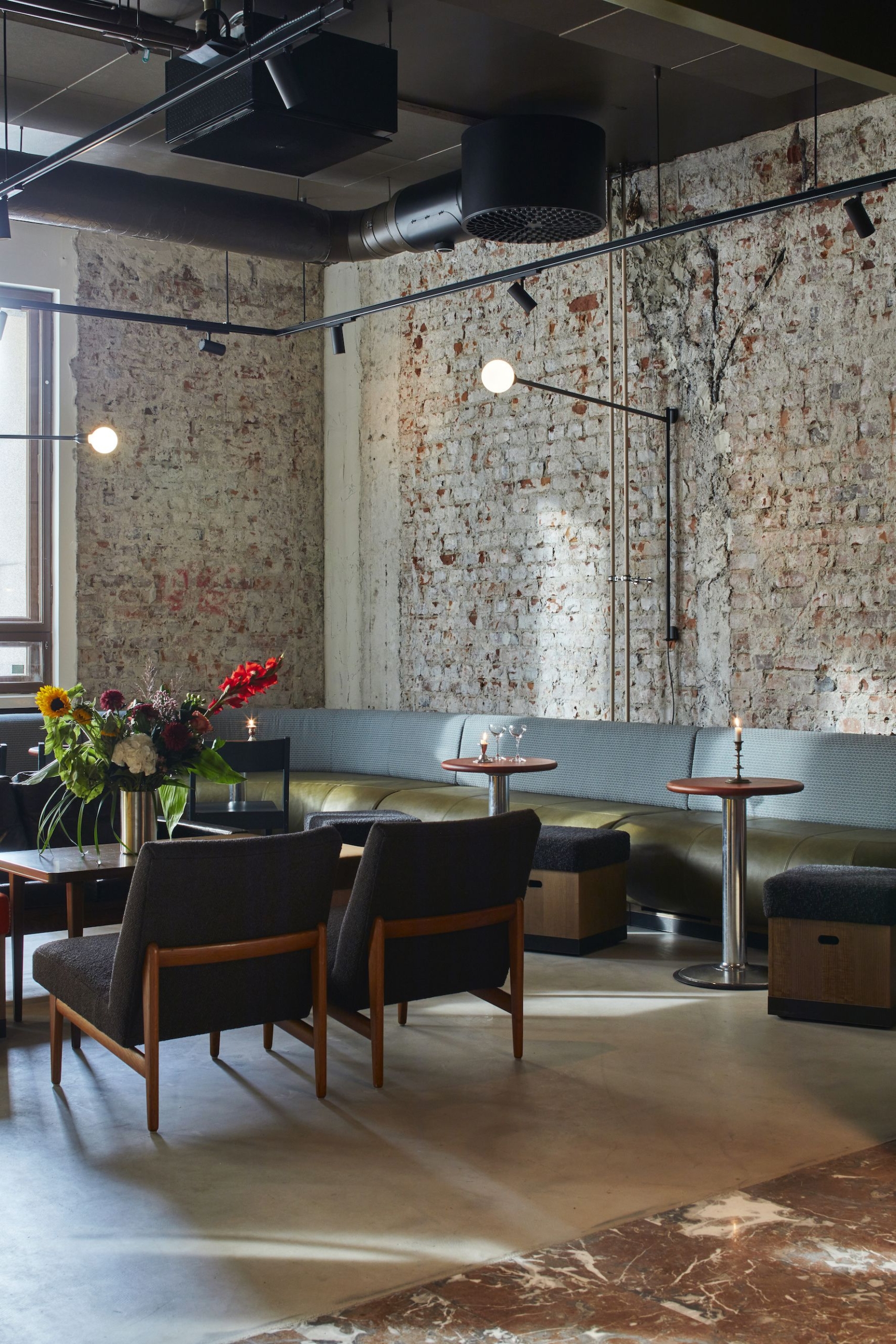 Scolare and the Enoteca Banco Vini - Hospitality Snapshots