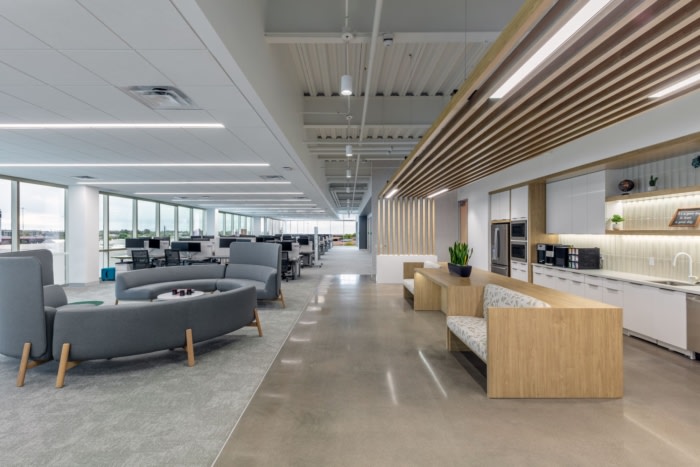 Rio 2100 Amenity Center - 0