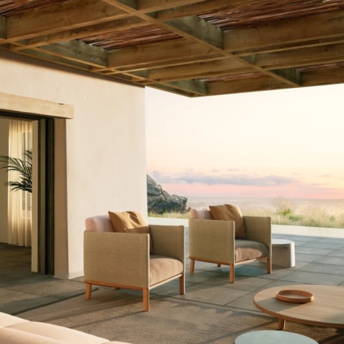 Giro Club Armchair - 0