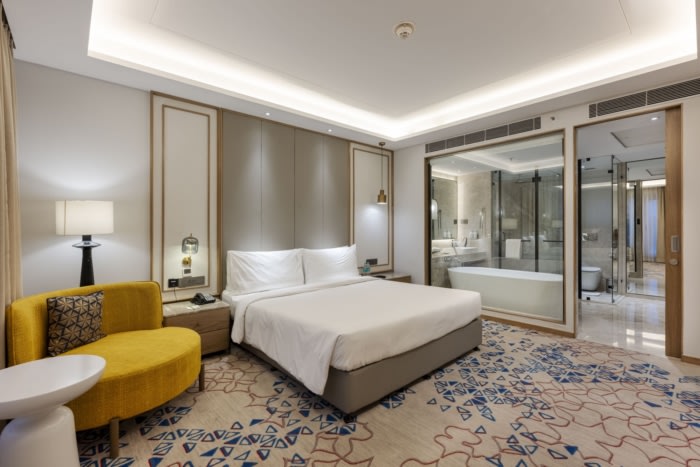 Holiday Inn, Lucknow - 0