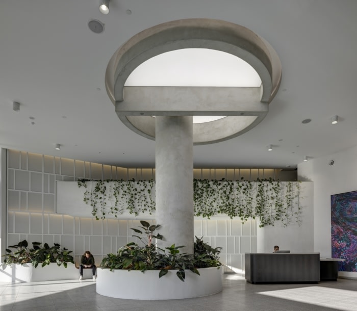412 St Kilda Road Lobby and Amenity Spaces - 0