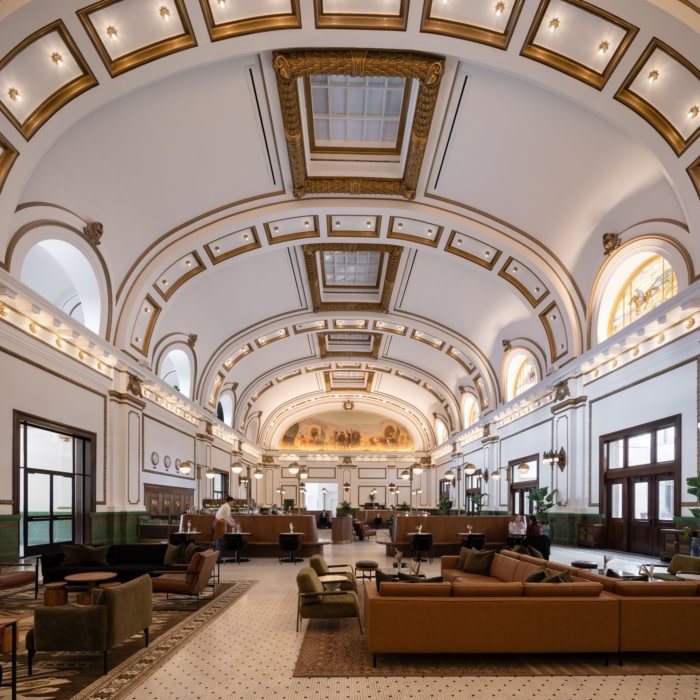 Asher Adams Hotel - 0