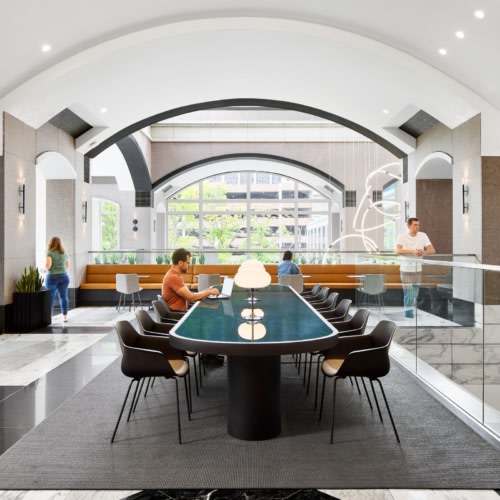 SPS Tower Skyway, Lobby and FRGMNT Coffee