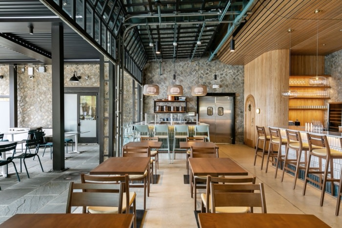 Slack Tide Restaurant - 0