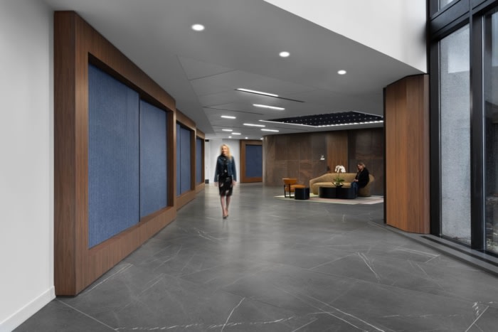 The Drake Oak Brook Office Plaza Lobby - 0