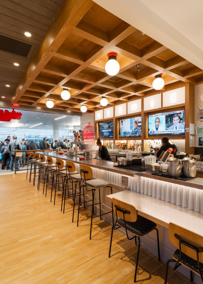 Lil Woody’s Seattle-Tacoma International Airport - 0