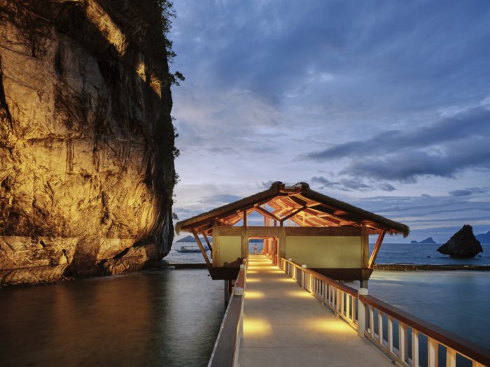 Lagen Island Resort - 0